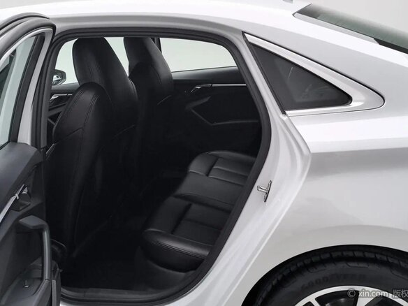 2021 Audi A3 35 TFSI IV (8Y), белый, 2351690 рублей - вид 9