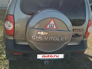 2011 Chevrolet Niva I Рестайлинг, серый, 490000 рублей, вид 2