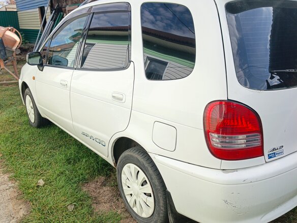 1999 Toyota Corolla Spacio I, белый, 435000 рублей - вид 3
