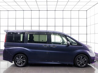 2015 Honda Stepwgn Spada V, фиолетовый, 2365000 рублей, вид 5