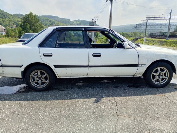 1988 Toyota Corona VIII (T170), белый, 50000 рублей - вид 4