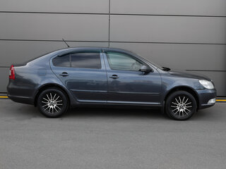 2011 Skoda Octavia II (A5) Рестайлинг, серый, 649000 рублей, вид 3