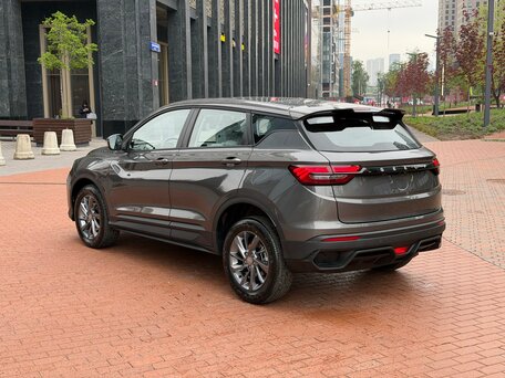 2026 Geely Binyue L, серый, 1850000 рублей, вид 5