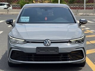 2022 Volkswagen Golf VIII, серый, 2150000 рублей, вид 2
