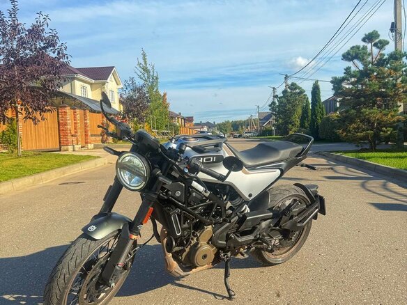 2021 Husqvarna Vitpilen 401, серебристый, 400000 рублей