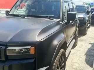 2024 Toyota Land Cruiser Prado 250 Series, чёрный, 9250000 рублей, вид 2