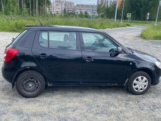 2011 Skoda Fabia II Рестайлинг, чёрный, 350000 рублей, вид 4