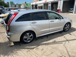 2008 Honda Stream II, серебристый, 1150000 рублей, вид 2