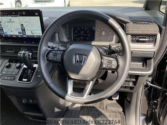 2022 Honda Stepwgn Spada VI, чёрный, 1930000 рублей - вид 13