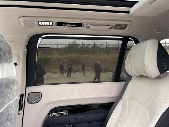 2026 Zeekr 9X 70 kWh, чёрный, 11550000 рублей - вид 21