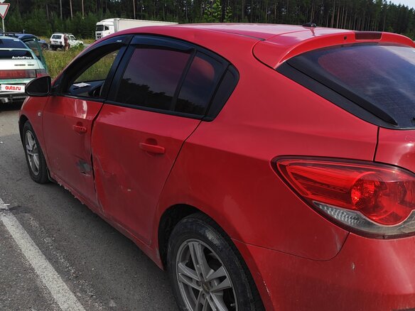 2012 Chevrolet Cruze I Рестайлинг, красный, 420000 рублей - вид 3