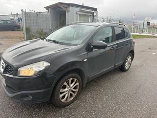 2011 Nissan Qashqai I Рестайлинг, чёрный, 920000 рублей, вид 2