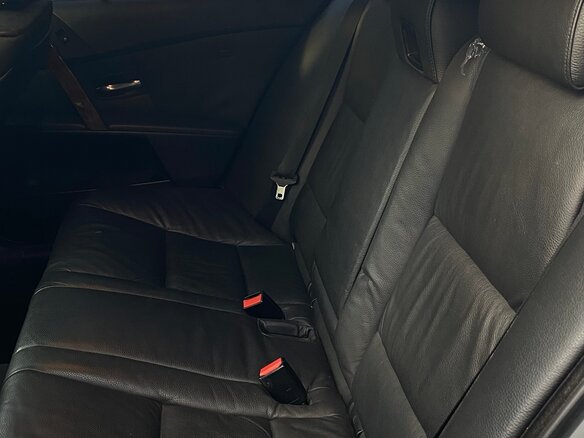 2006 BMW 5 серии 525i V (E60/E61), серебристый, 1200000 рублей - вид 13