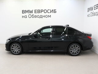 2021 BMW 3 серии 320i xDrive VII (G2x), чёрный, 4090000 рублей, вид 5