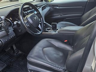 2019 Toyota Camry VIII (XV70), серый, 3250000 рублей, вид 4