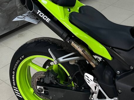 2011 Yamaha YZF-R1, чёрный, 380000 рублей, вид 5