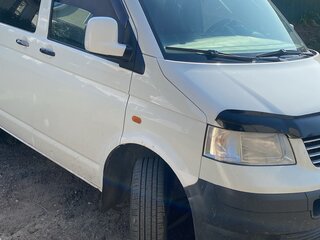 2004 Volkswagen Caravelle LWB Long T5, белый, 1400000 рублей, вид 2