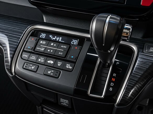 2015 Honda Stepwgn Spada V, чёрный, 1849000 рублей - вид 16