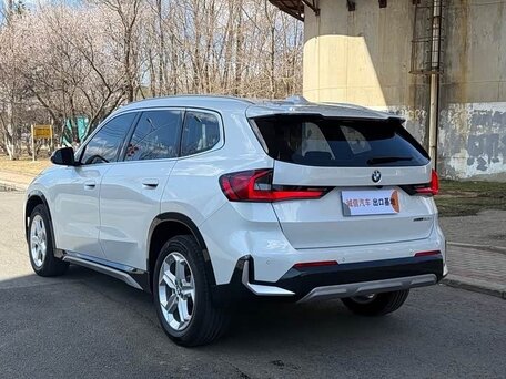 2023 BMW X1 Long 20Li sDrive III (U11/U12), белый, 2750000 рублей, вид 4