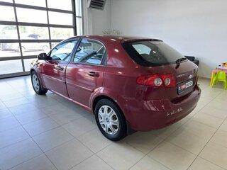 2006 Chevrolet Lacetti I, красный, 239900 рублей, вид 5