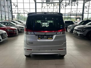 2013 Mitsubishi Delica D:2 I, серебристый, 730000 рублей, вид 5