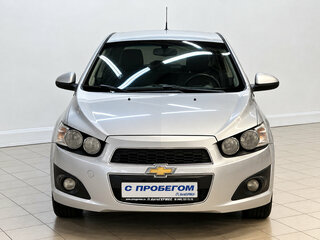 2014 Chevrolet Aveo II, серебристый, 490000 рублей, вид 2