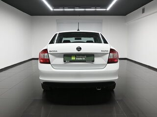 2018 Skoda Rapid I Рестайлинг, белый, 1000000 рублей, вид 4