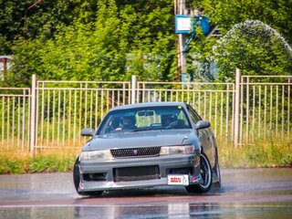 1993 Toyota Chaser V (X90), серый, 950000 рублей, вид 3
