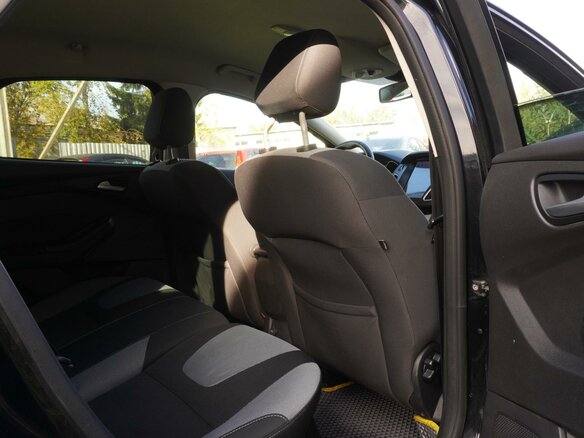2013 Ford Focus III, чёрный, 698000 рублей - вид 8