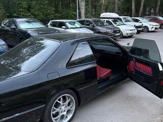 1992 Mercedes-Benz W124 300, чёрный, 850000 рублей, вид 3