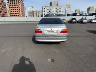 2000 Toyota Avensis I, серебристый, 200000 рублей, вид 3