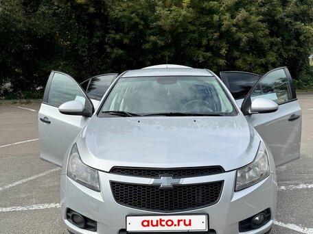 2011 Chevrolet Cruze I, серебристый, 480000 рублей, вид 5