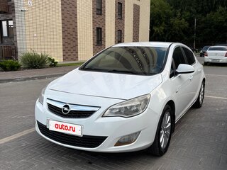 2012 Opel Astra J, белый, 520000 рублей, вид 1