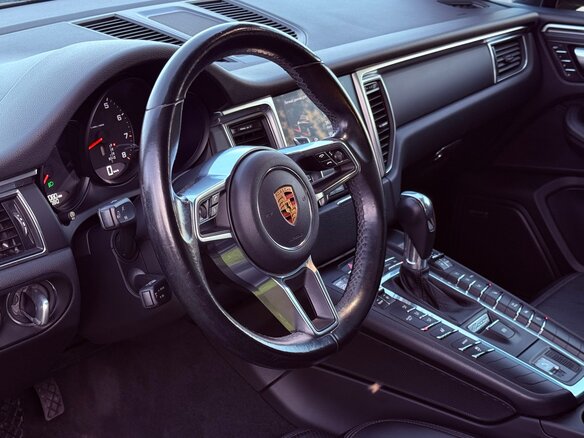 2017 Porsche Macan I, чёрный - вид 13