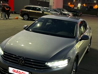2022 Volkswagen Passat B8 Рестайлинг, серый, 2350000 рублей, вид 1