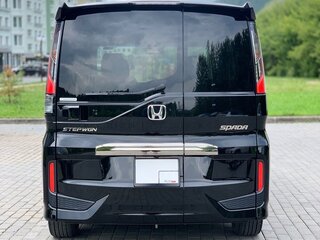 2020 Honda Stepwgn Spada V Рестайлинг, чёрный, 1990000 рублей, вид 4