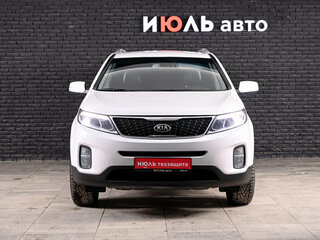 2018 Kia Sorento II Рестайлинг, белый, 2250000 рублей, вид 3
