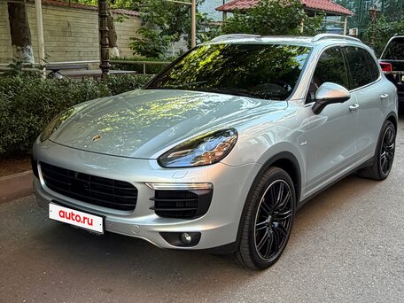 2016 Porsche Cayenne S Diesel II Рестайлинг (958), серебристый, 4750000 рублей, вид 2