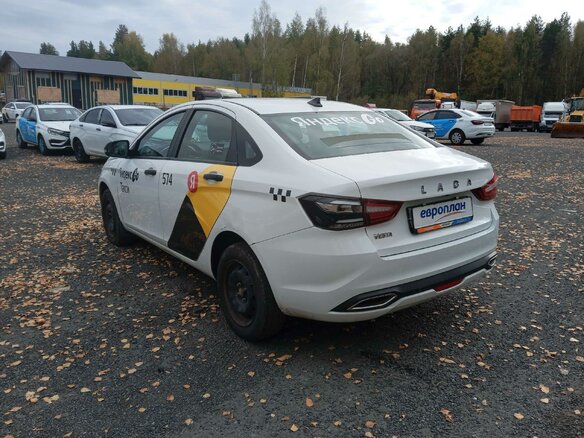 2023 Lada (ВАЗ) Vesta I Рестайлинг (NG), белый, 803520 рублей - вид 3