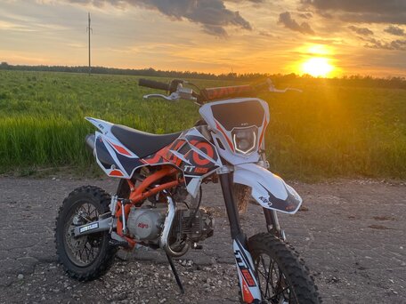 2025 Kayo Basic TT125, белый, 70000 рублей, вид 4