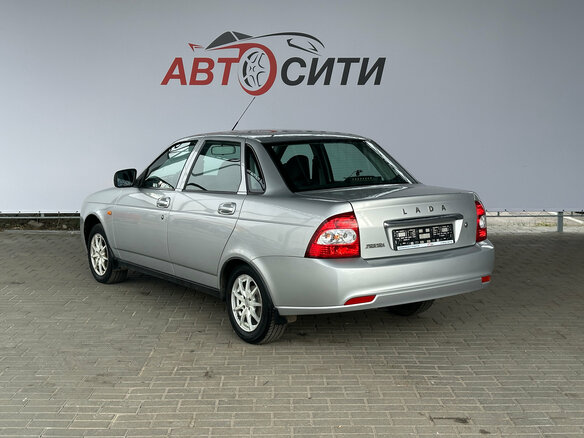 2018 Lada (ВАЗ) Priora I Рестайлинг, серебристый, 662000 рублей - вид 8