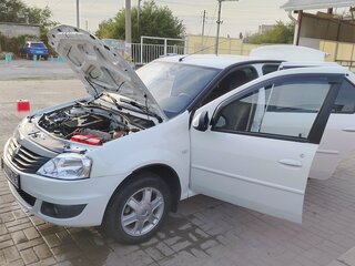2013 Renault Logan I Рестайлинг, белый, 460000 рублей, вид 5