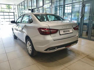2026 Lada (ВАЗ) Vesta I Рестайлинг (NG), серебристый, 1705000 рублей, вид 4
