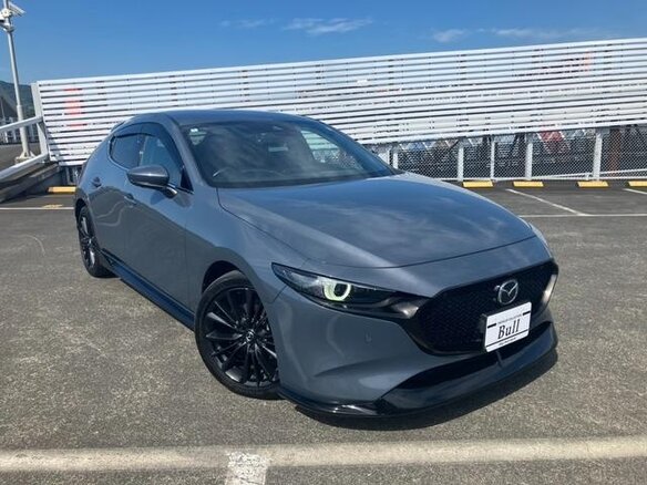2022 Mazda 3 IV (BP), серый, 1380000 рублей - вид 2