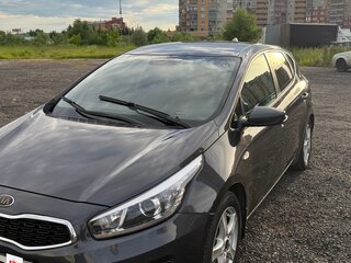 2017 Kia Ceed II Рестайлинг, серый, 1140000 рублей, вид 2