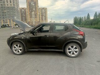 2013 Nissan Juke I, красный, 850000 рублей, вид 4