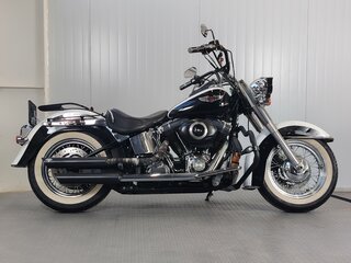 Harley-Davidson Softail Deluxe