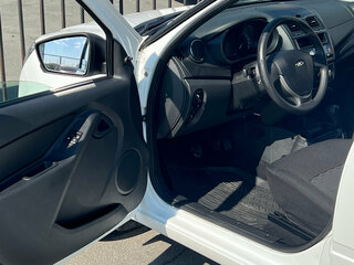 2020 Lada (ВАЗ) Granta I Рестайлинг, белый, 580000 рублей, вид 4
