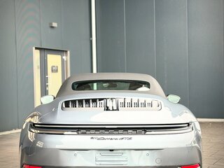 2025 Porsche 911 Carrera GTS VIII (992) Рестайлинг, серебристый, 25000000 рублей, вид 4