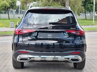 2026 Mercedes-Benz GLC 260 L II (X254), чёрный, 8580000 рублей, вид 4